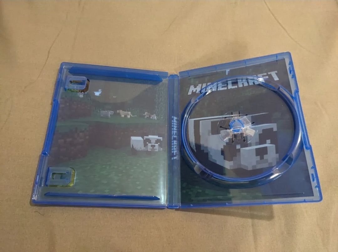 Official Minecraft Starter Collection Case - PlayStation 4, PlayStation 5