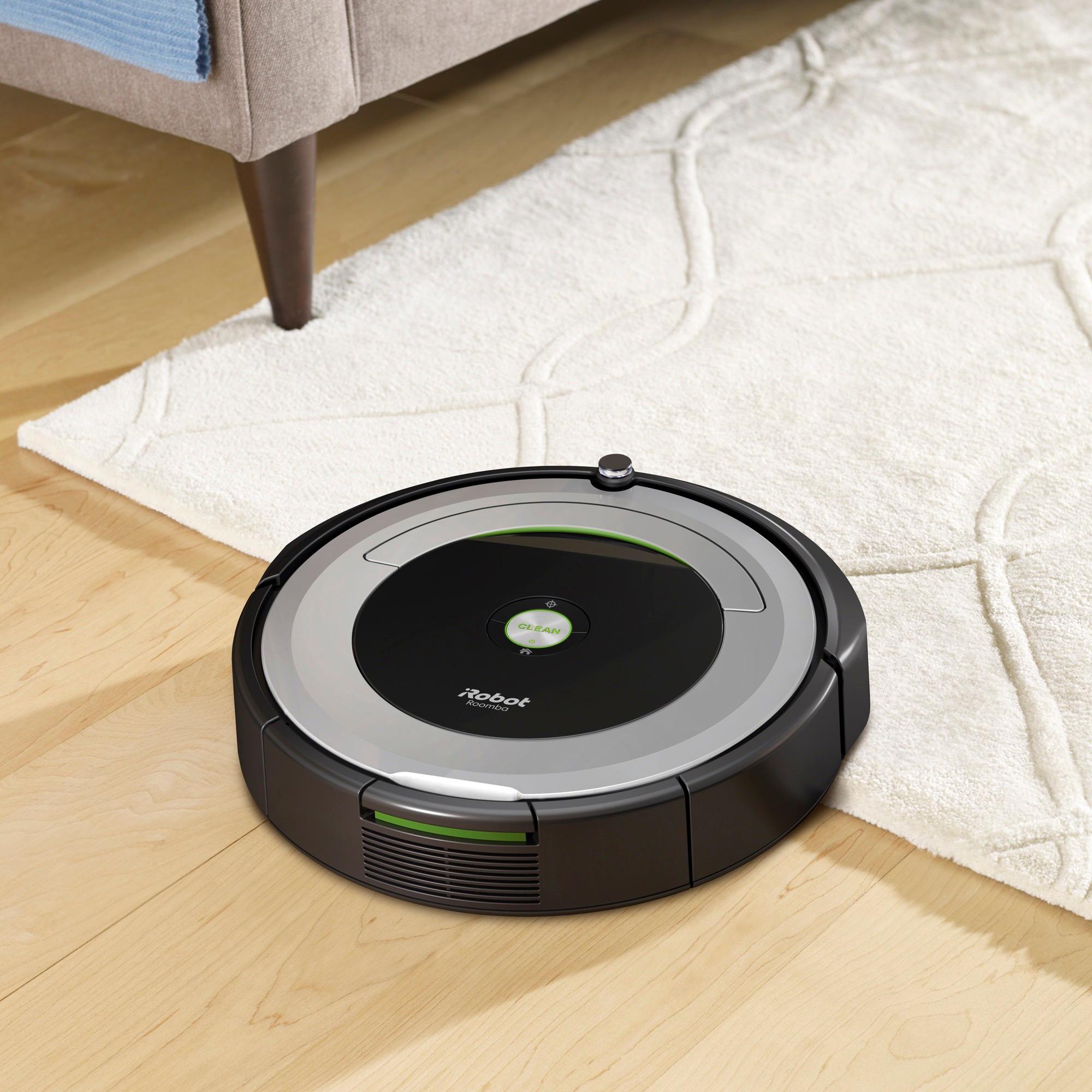 iRobot - Roomba 690 App-Controlled Robot Vacuum - Black/Silver