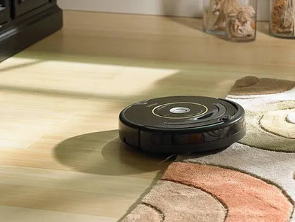 iRobot Roomba 650 Vacuuming Robot - Black